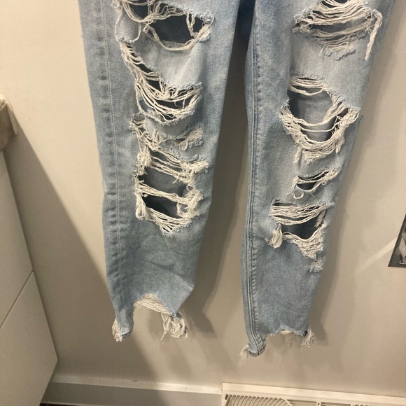 American eagle ripped jeans - Picture 7 of 7